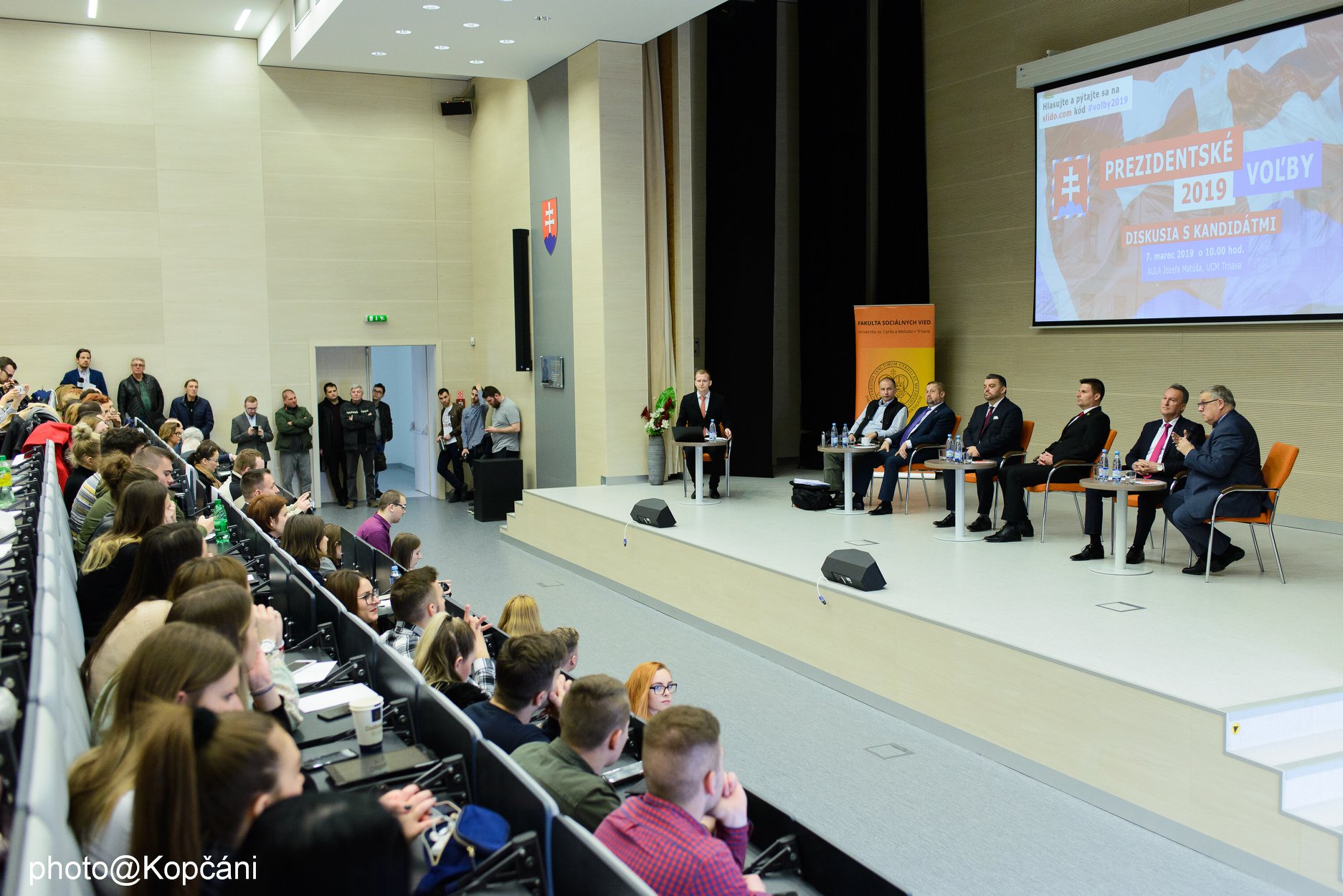 plan b | WebJET CMS študenti v aule